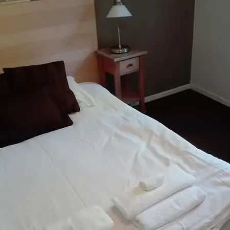 Le Matin Bed and Breakfast 2*